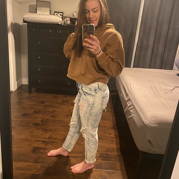 🦋 Distressed Boyfriend Jeans 🦋 - Picture 7 of 7